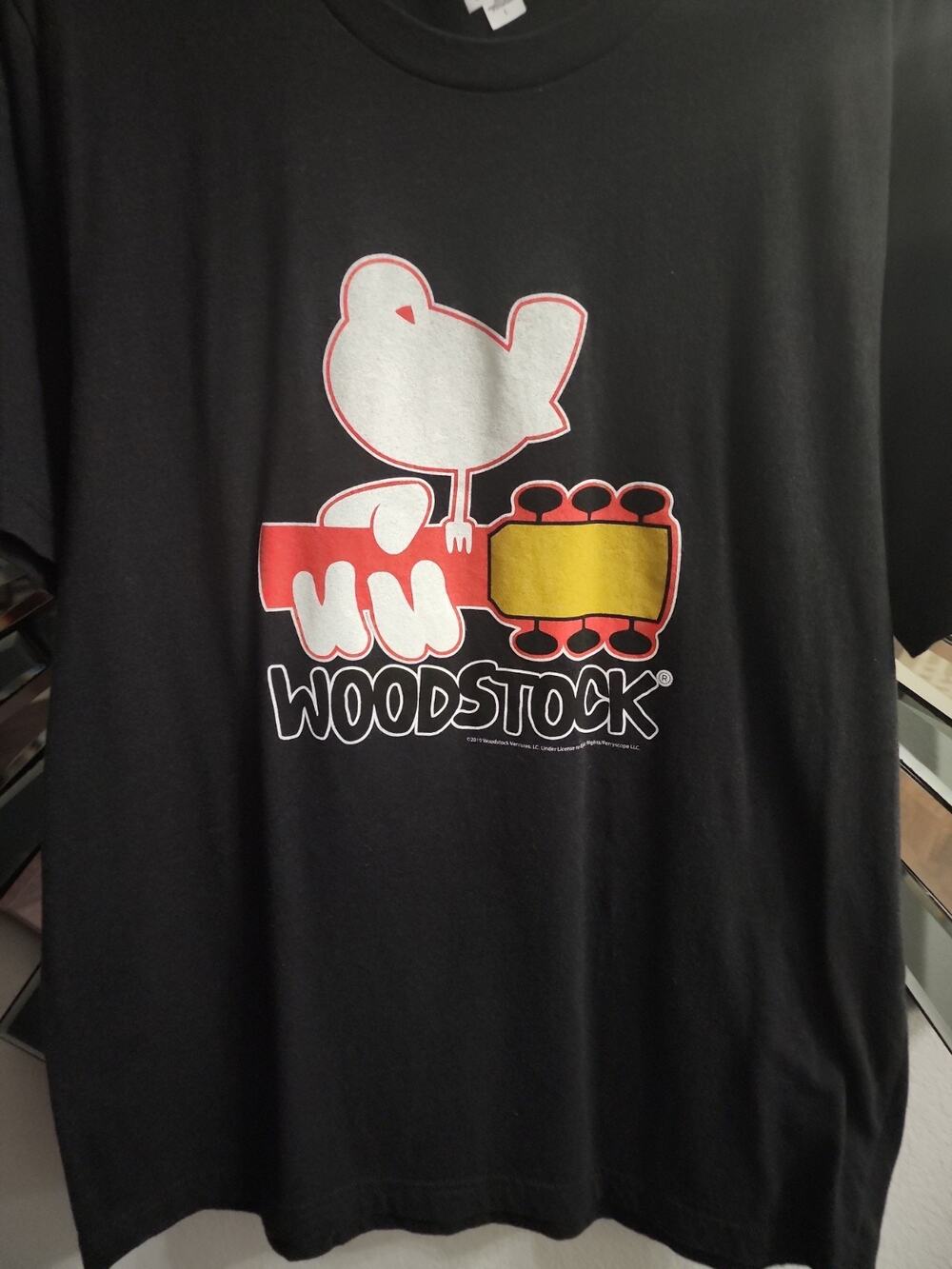 Canvas woodstock t shirt , black 1969 bird & guitar front vintage